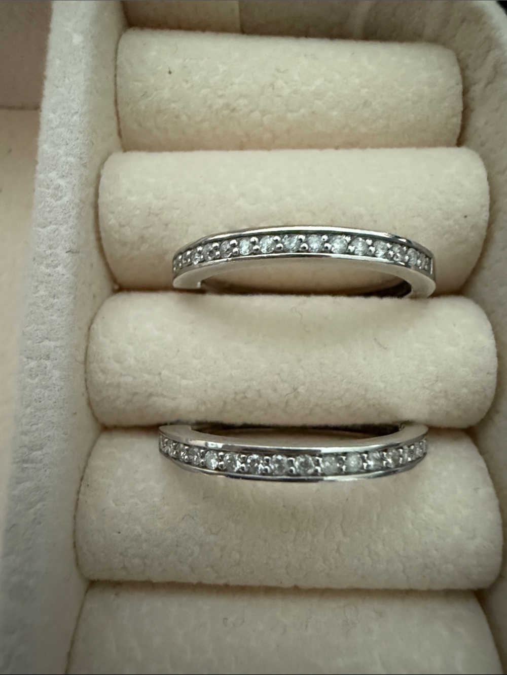 10 K white gold hoop earrings